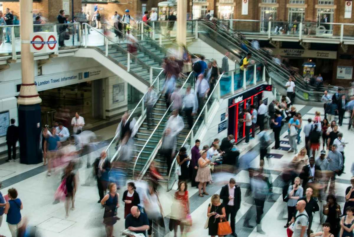 CCO's Holiday Compliance Crisis 2025: Managing 72-Hour Breach Notifications, 61% Third-Party Risk, and 8 State Privacy Laws Mid-Season