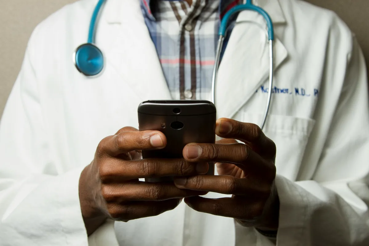 A Detailed Compliance Guide to HIPAA (Health Insurance Portability and Accountability Act)