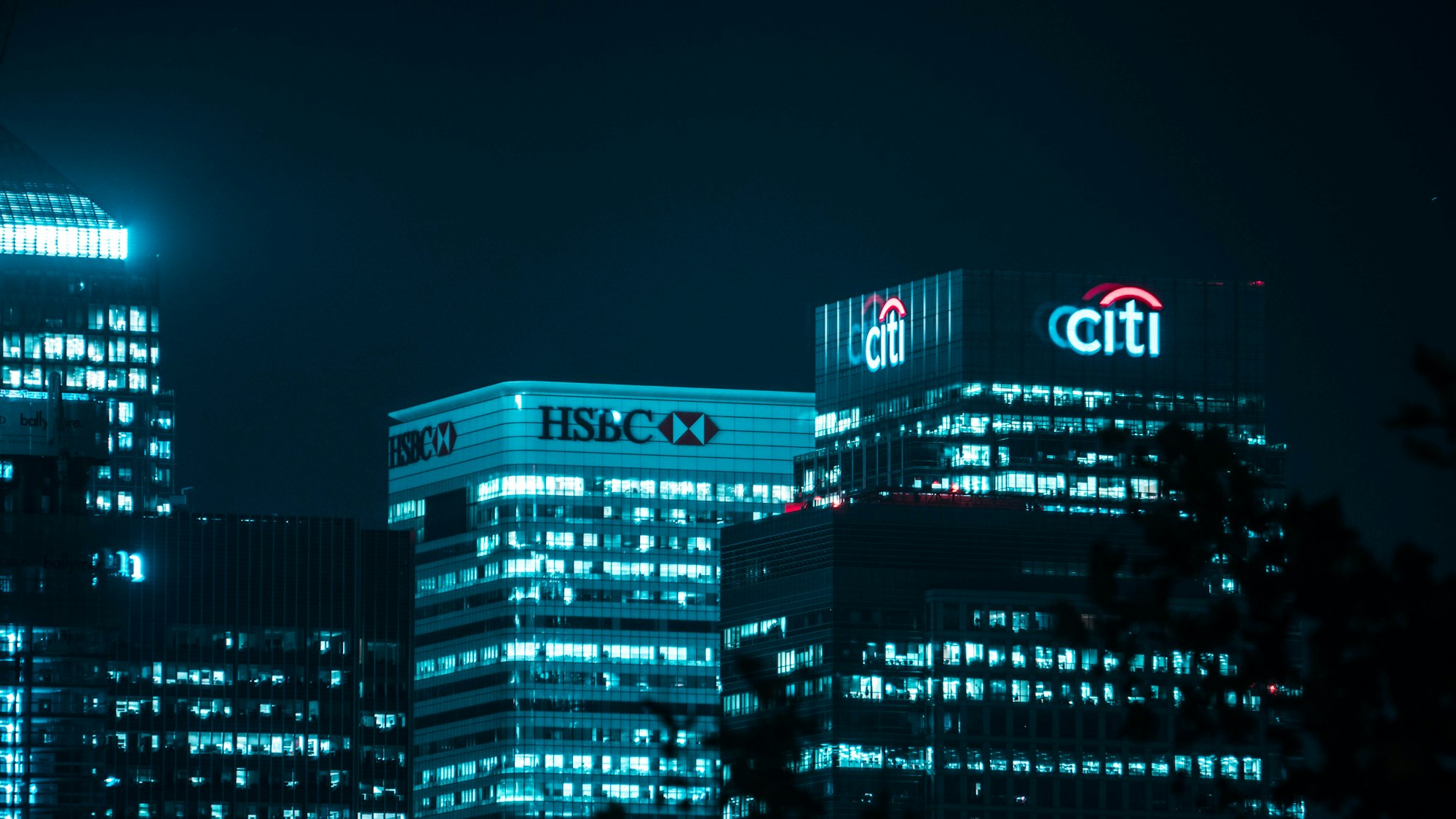 UK Banking Enforcement 2025: Record Penalties Signal New Era of Regulatory Vigilance